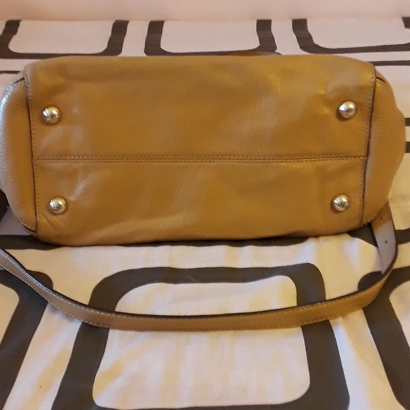 Michael Kors Pebble Leather Satchel Tan Handbag - Picture 9 of 16